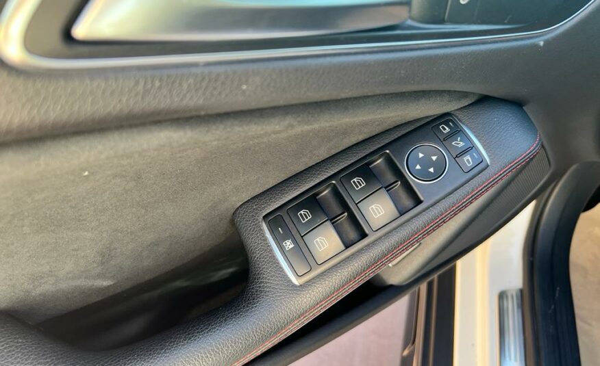 Mercedes-benz GLA 200D Premium