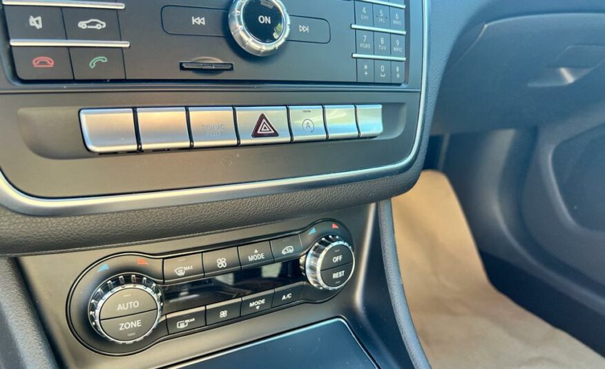 Mercedes-benz GLA 200D Premium