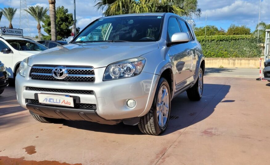 Toyota Rav-4 2.2 D-4D 177Cv Luxury