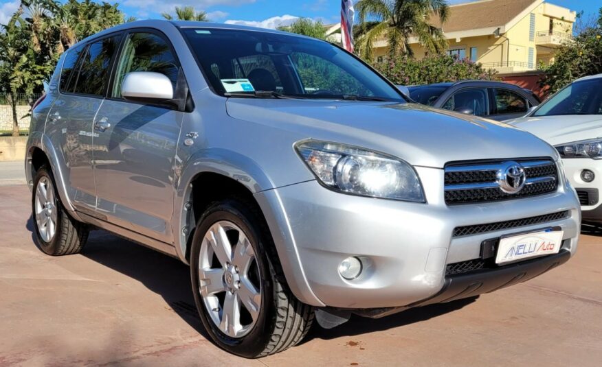 Toyota Rav-4 2.2 D-4D 177Cv Luxury
