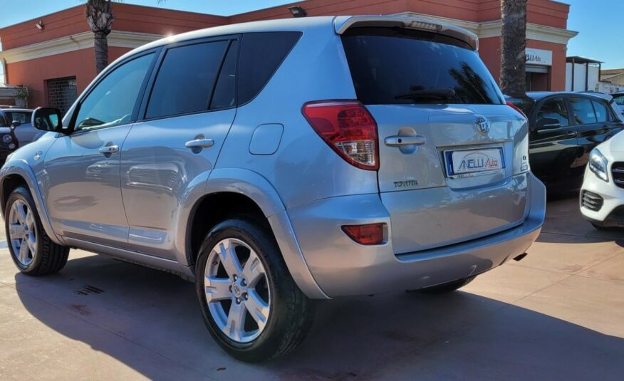 Toyota Rav-4 2.2 D-4D 177Cv Luxury