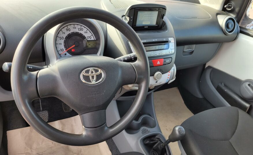 Toyota Aygo 1.0 69Cv Now Connect