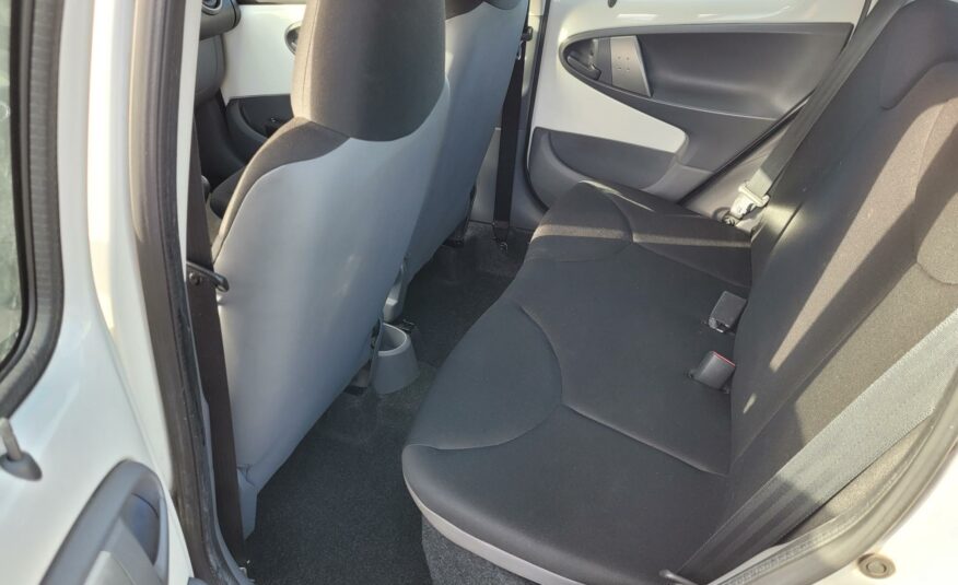 Toyota Aygo 1.0 69Cv Now Connect