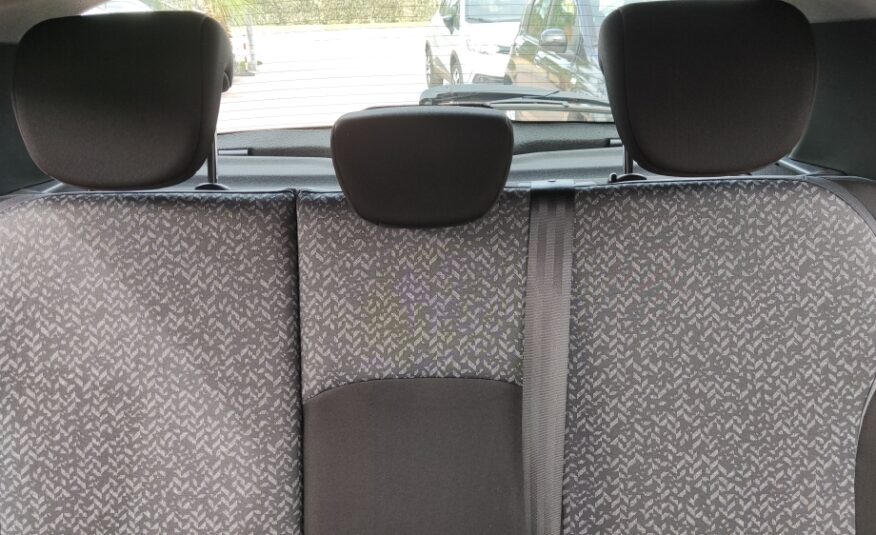 Lancia Ypsilon 1.0 Hybrid