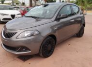 Lancia Ypsilon 1.0 Hybrid