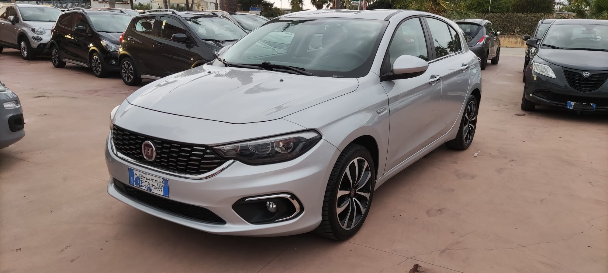 FIAT TIPO 1.6 MJ CV 120 LOUNGE