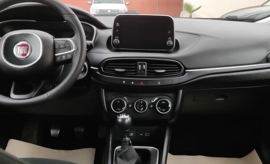 FIAT TIPO 1.6 MJ CV 120 LOUNGE
