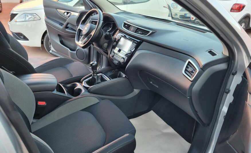 Nissan Qashqai 1.5 dCi N-Connecta