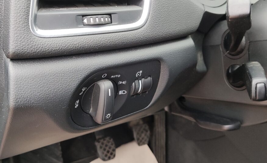 Audi Q3 2.0 TDI 120 CV Business