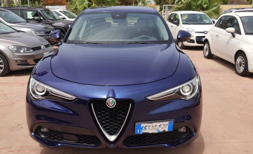Alfa Romeo Stelvio 2.2 Mj 160 Cv AT8 RWD Super