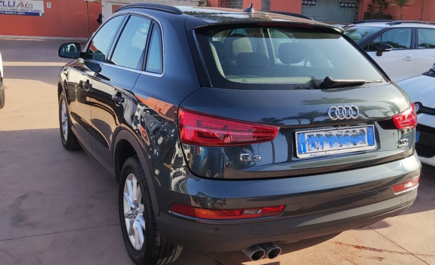 Audi Q3 2.0 TDI 184 CV quattro S tronic Business