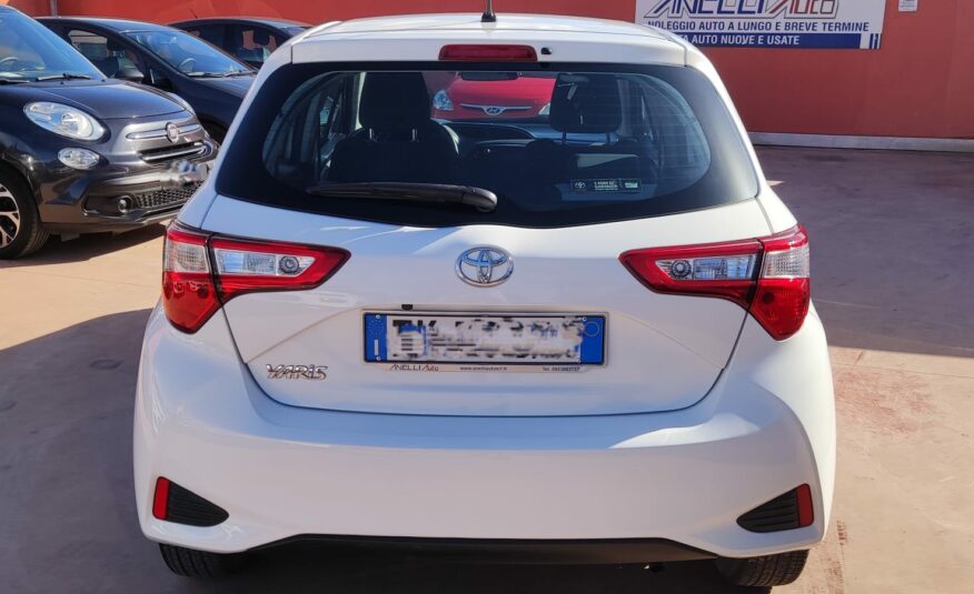 Toyota Yaris 1.0 70 CV 5 porte Cool