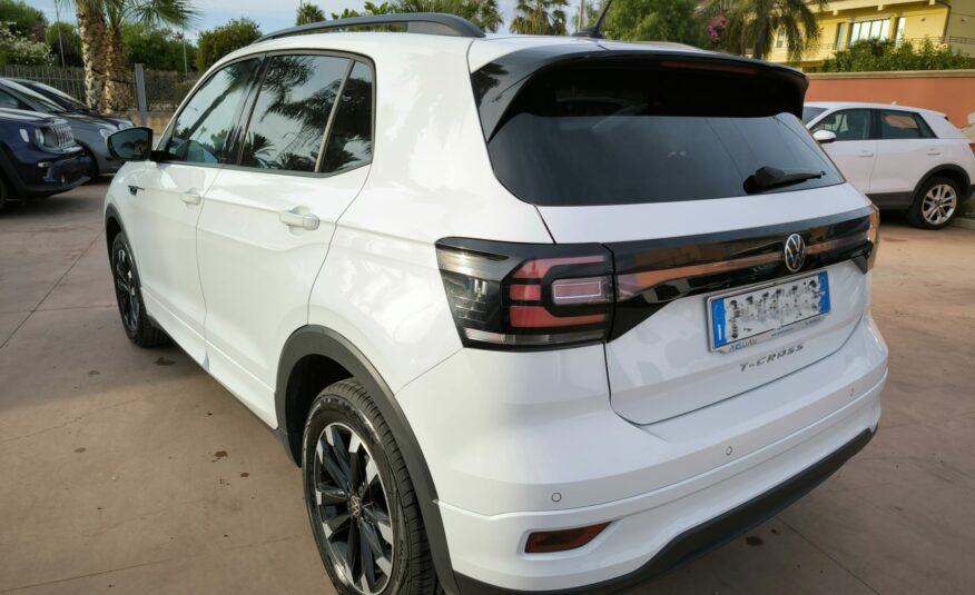 Volkswagen T-Cross 1.0 TSI RLine
