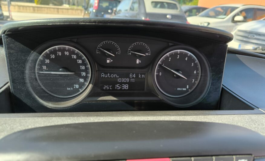 Lancia Ypsilon 1.0 FireFly 5 porte S&S Hybrid Ecochic Silver