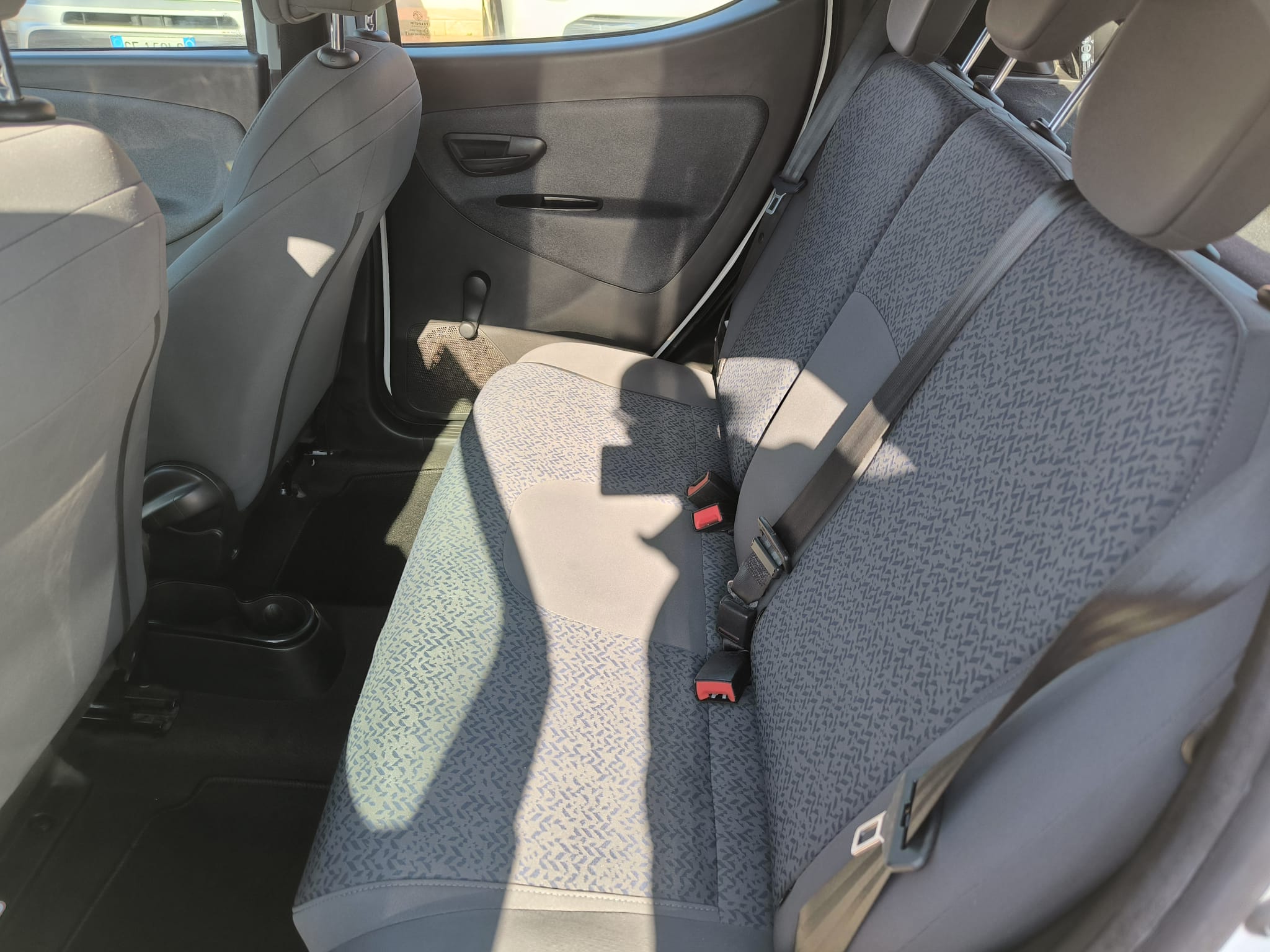 Lancia Ypsilon 1.0 FireFly 5 porte S&S Hybrid Ecochic Silver