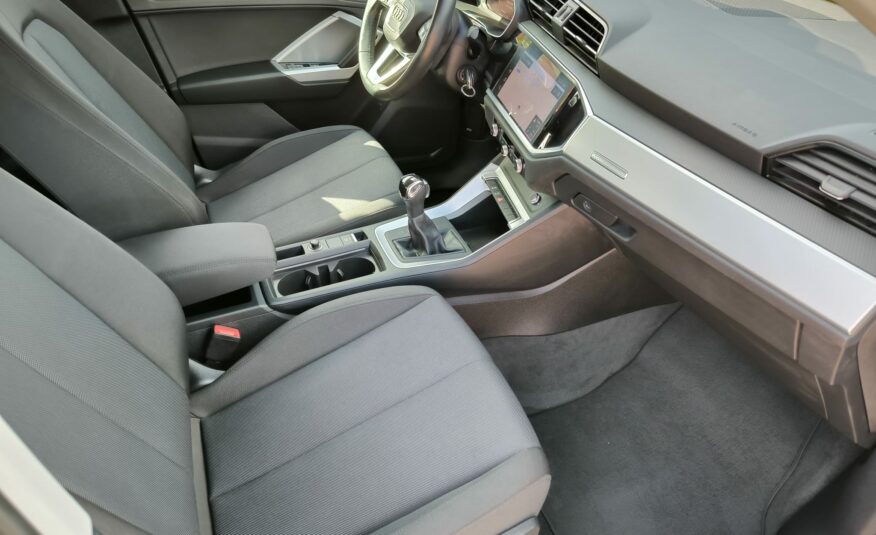 Audi Q3 35 TDI S tronic Business
