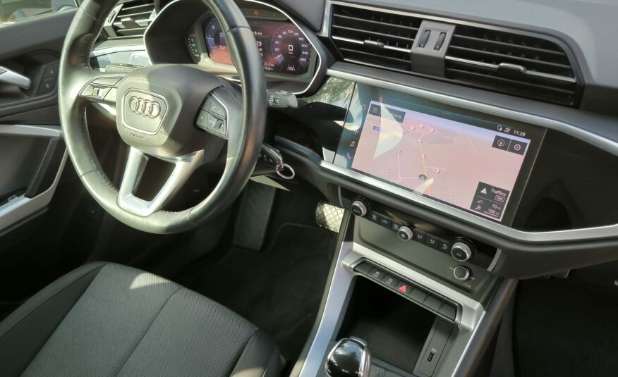 Audi Q3 35 TDI S tronic Business