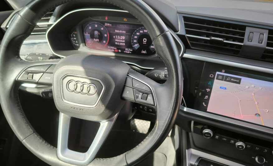 Audi Q3 35 TDI S tronic Business