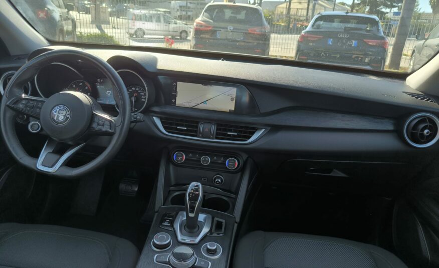 Alfa Romeo Stelvio 2.2 Turbodiesel 160 CV AT8 RWD Business
