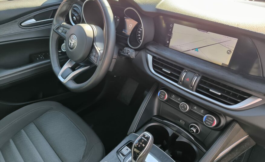 Alfa Romeo Stelvio 2.2 Turbodiesel 160 CV AT8 RWD Business
