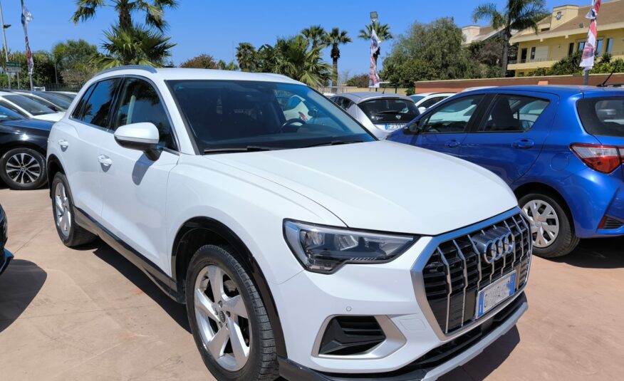 Audi Q3 35 TDI S tronic Business Advanced