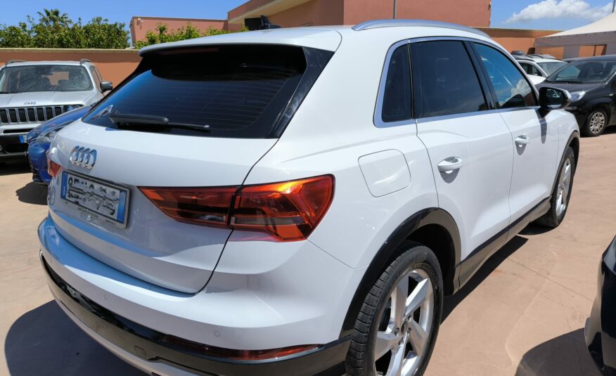 Audi Q3 35 TDI S tronic Business Advanced