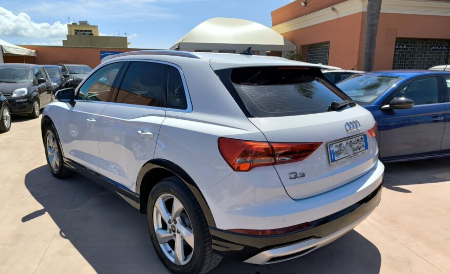 Audi Q3 35 TDI S tronic Business Advanced