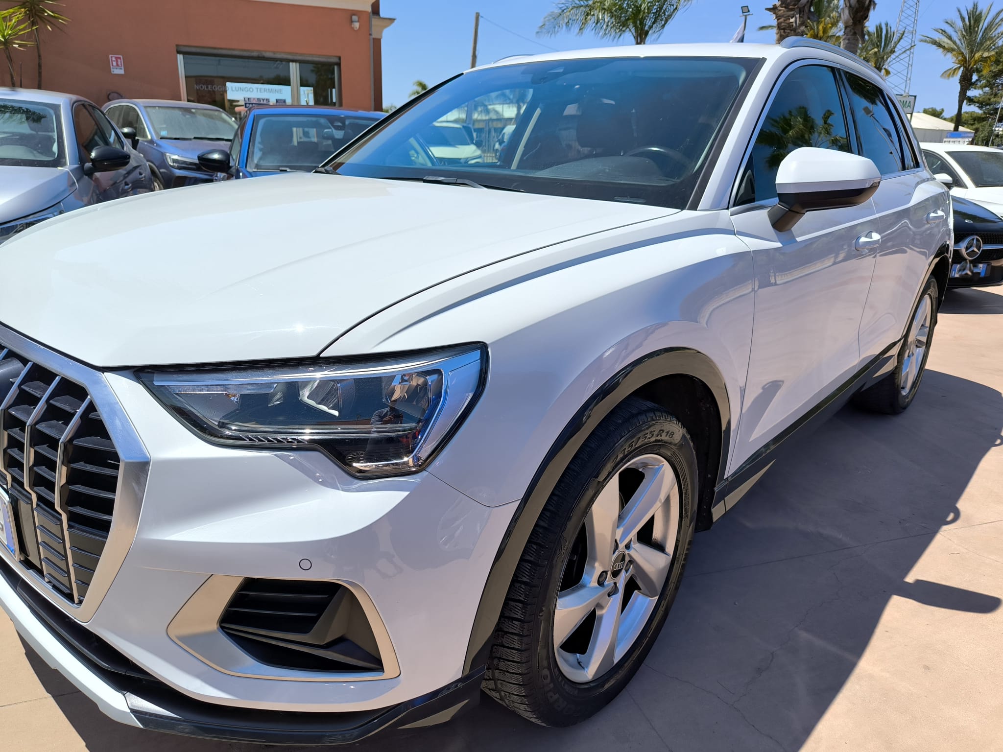 Audi Q3 35 TDI S tronic Business Advanced