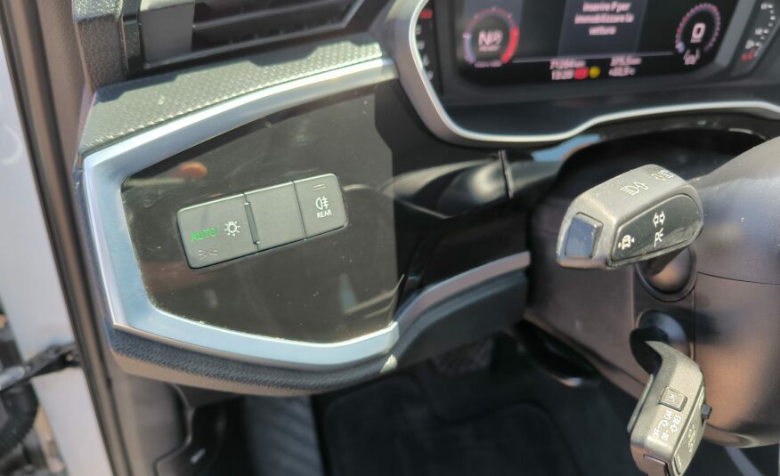 Audi Q3 35 TDI S tronic Business Advanced