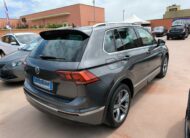 Volkswagen Tiguan 2.0 TDI SCR DSG Sport R-Line