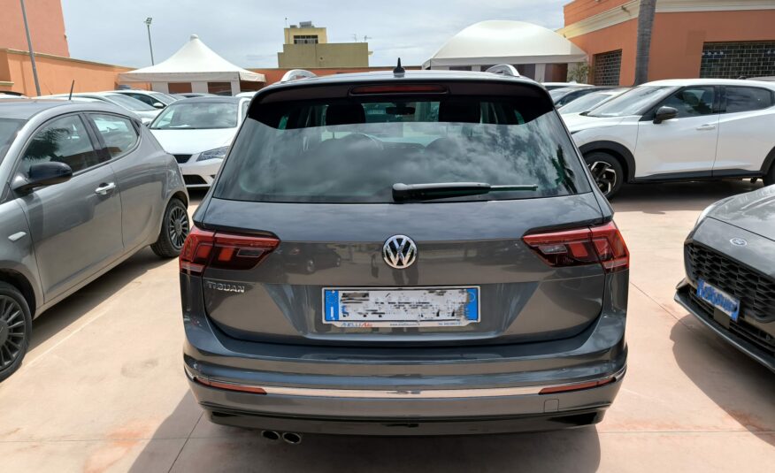 Volkswagen Tiguan 2.0 TDI SCR DSG Sport R-Line