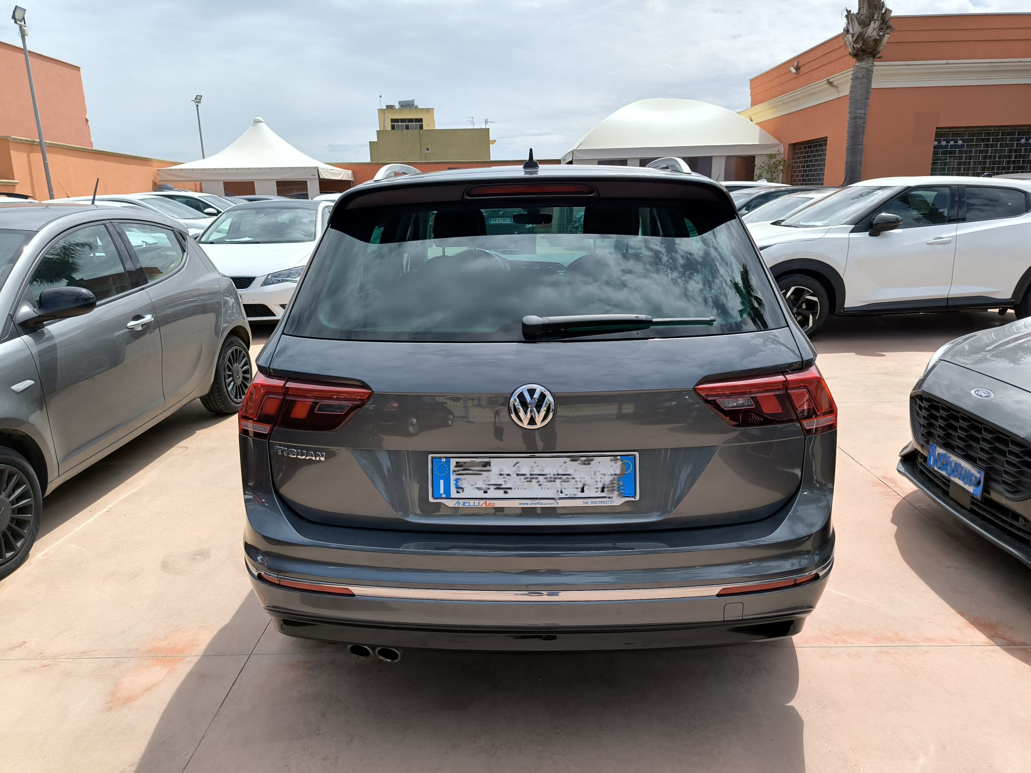 Volkswagen Tiguan 2.0 TDI SCR DSG Sport R-Line