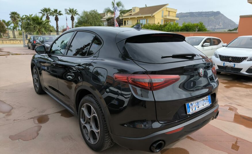 Alfa Romeo Stelvio 2.2 Turbodiesel 160 CV AT8 RWD Sprint