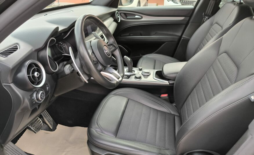 Alfa Romeo Stelvio 2.2 Turbodiesel 160 CV AT8 RWD Sprint