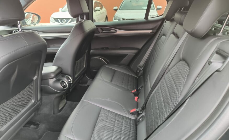 Alfa Romeo Stelvio 2.2 Turbodiesel 160 CV AT8 RWD Sprint