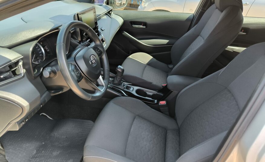 Toyota Corolla Touring Sports 1.8 Hybrid Business