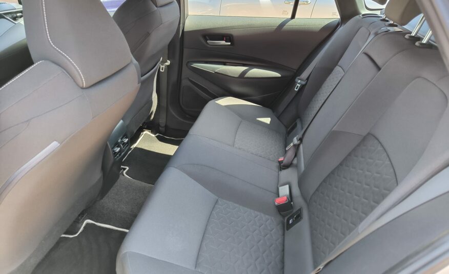 Toyota Corolla Touring Sports 1.8 Hybrid Business