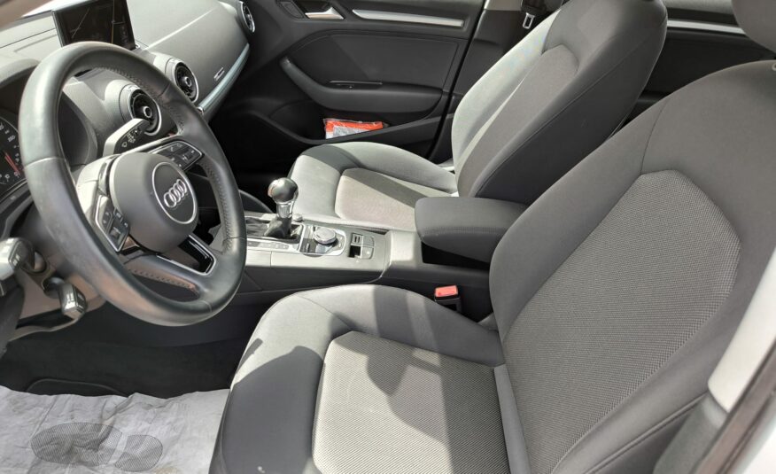 Audi A3 SPB 30 TDI S tronic Business