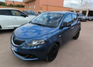 Lancia Ypsilon 1.0 FireFly 5 porte S&S Hybrid Ecochic Silver
