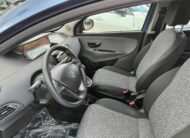Lancia Ypsilon 1.0 FireFly 5 porte S&S Hybrid Ecochic Silver