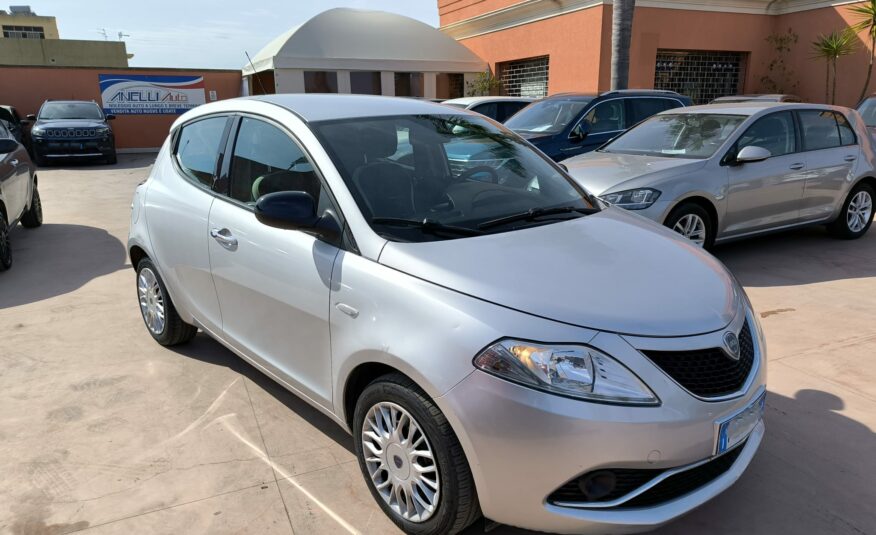 Lancia Ypsilon 1.3 MJT 16V 95 CV 5 porte S&S Gold