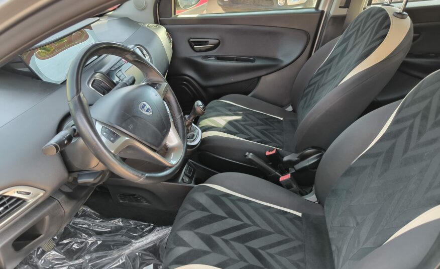 Lancia Ypsilon 1.3 MJT 16V 95 CV 5 porte S&S Gold