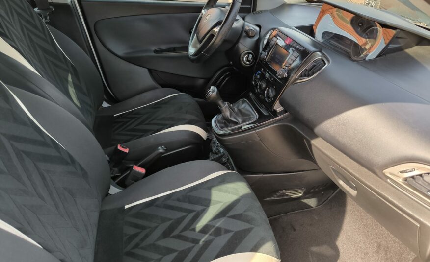 Lancia Ypsilon 1.3 MJT 16V 95 CV 5 porte S&S Gold