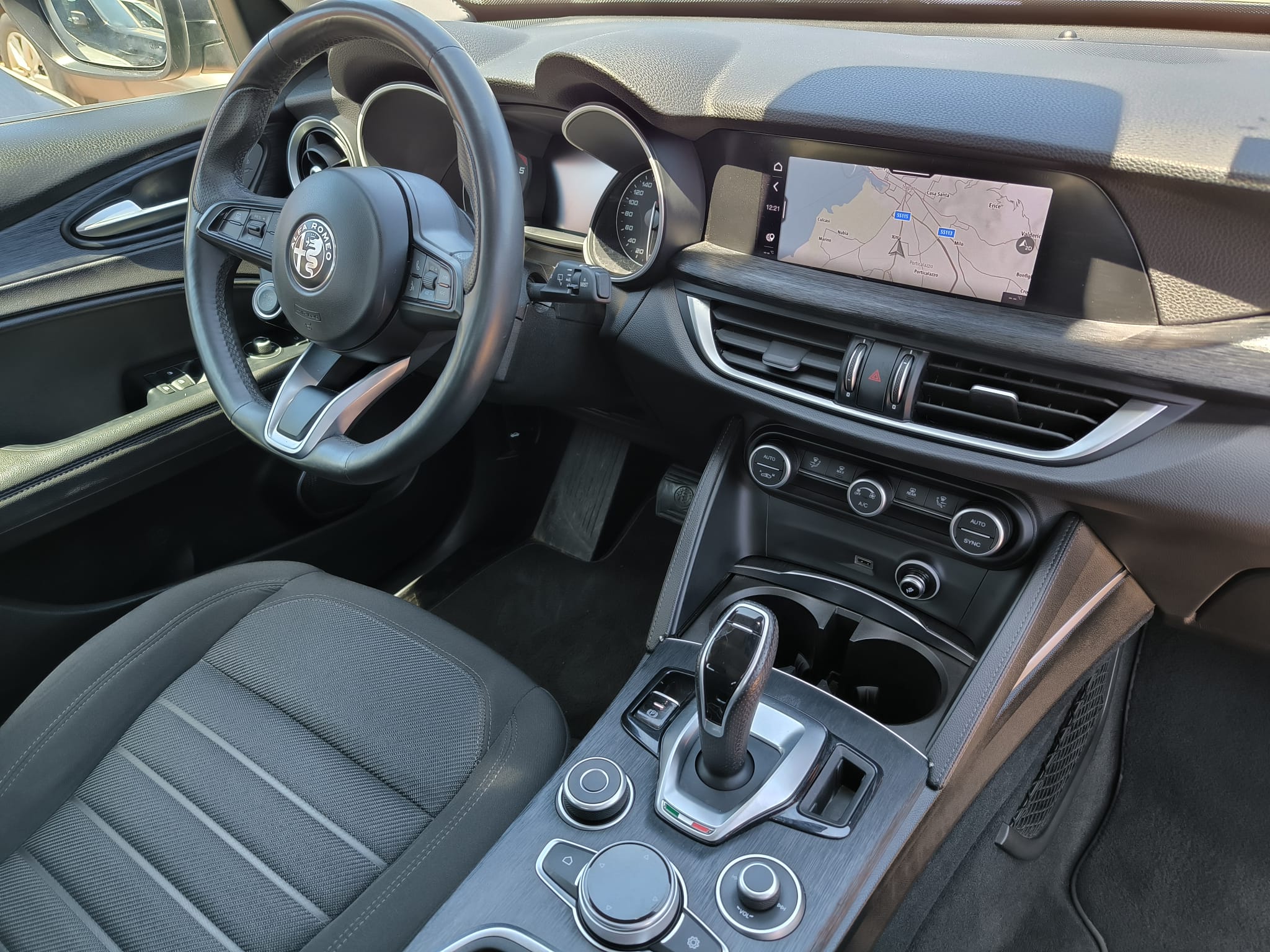 Alfa Romeo Stelvio 2.2 Turbodiesel 160 CV AT8 RWD Business
