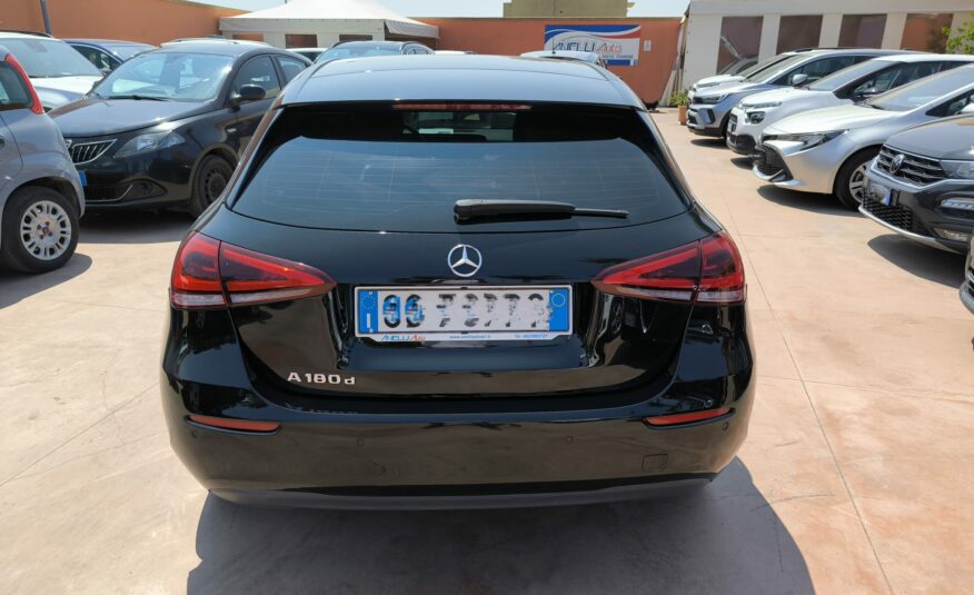 Mercedes-benz A 180 d Automatic Business Extra