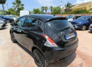 Lancia Ypsilon 1.0 FireFly 5 porte S&S Hybrid Ecochic Silver