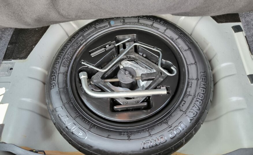 Lancia Ypsilon 1.0 FireFly 5 porte S&S Hybrid Ecochic Silver