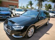 Audi A4 Avant 30 TDI/136 CV S tronic Business Advanced