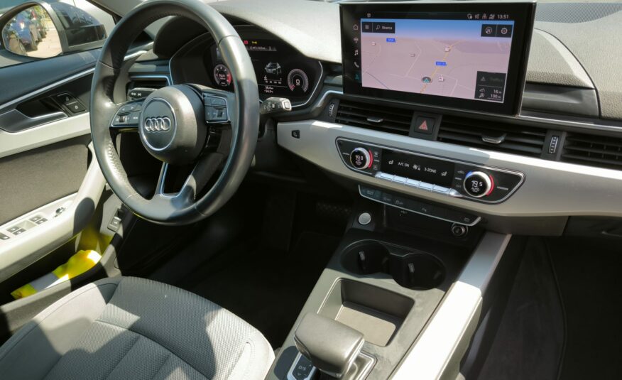 Audi A4 Avant 30 TDI/136 CV S tronic Business Advanced