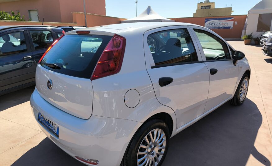 Fiat Punto 1.3 MJT II S&S 95 CV 5 porte Street
